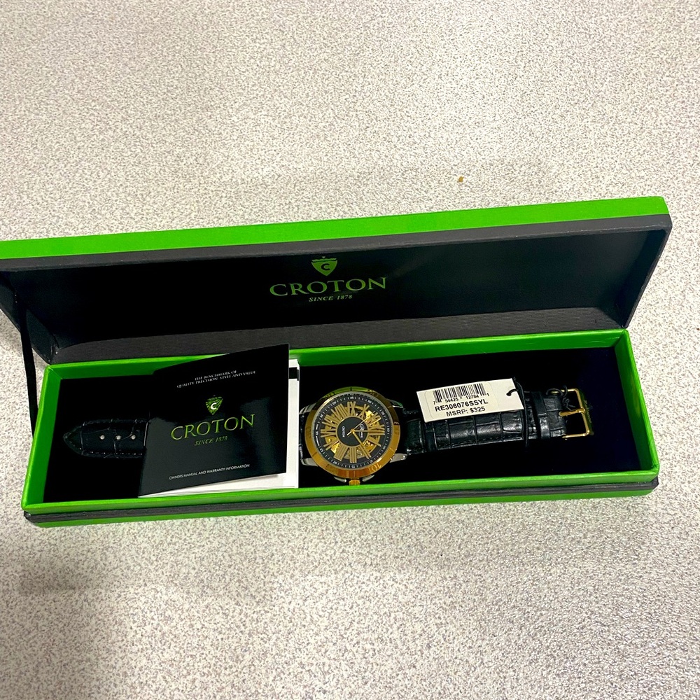 New CROTON Analog Reliance Watch Gold Bronze Black MSRP $350.00